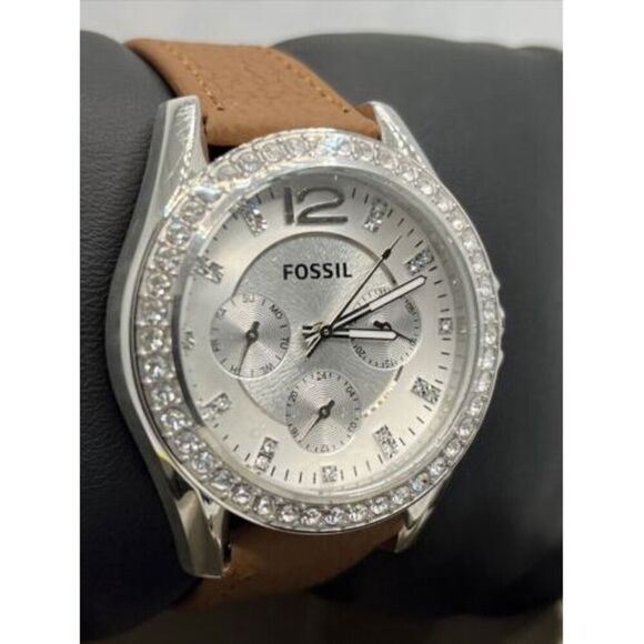 Fossil Riley ES3202 Women Silver Stainless Steel Analog Dial Quartz Watch VIA254 - Picture 4 of 12